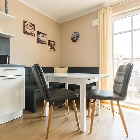 Haus Muschelsucher, Birkenstrasse 7a, App 5 Apartment